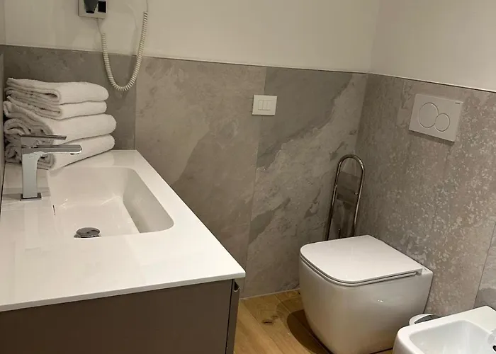 Levante House Apartament *