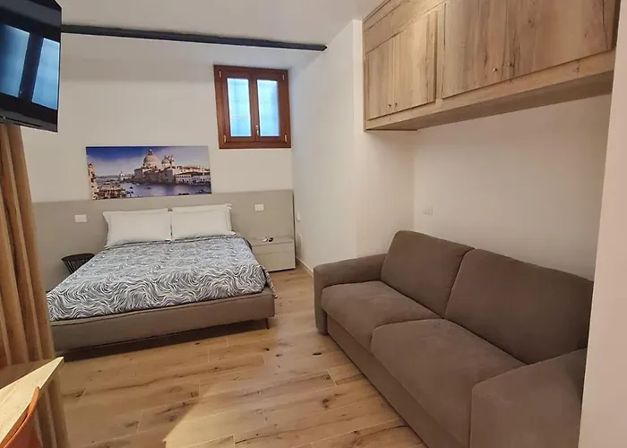 Levante House Венеция